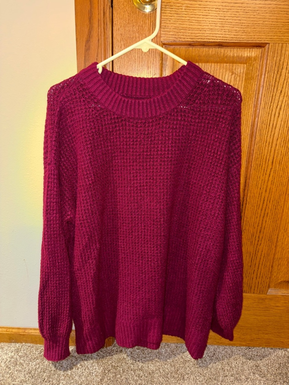 American Eagle Outfitters Women's Crewneck Sweater - Burgundy